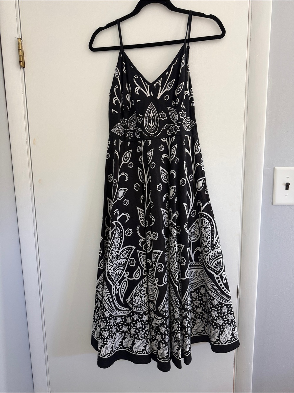 Black & White Paisley Sundress - Women's Spaghetti Strap Dress